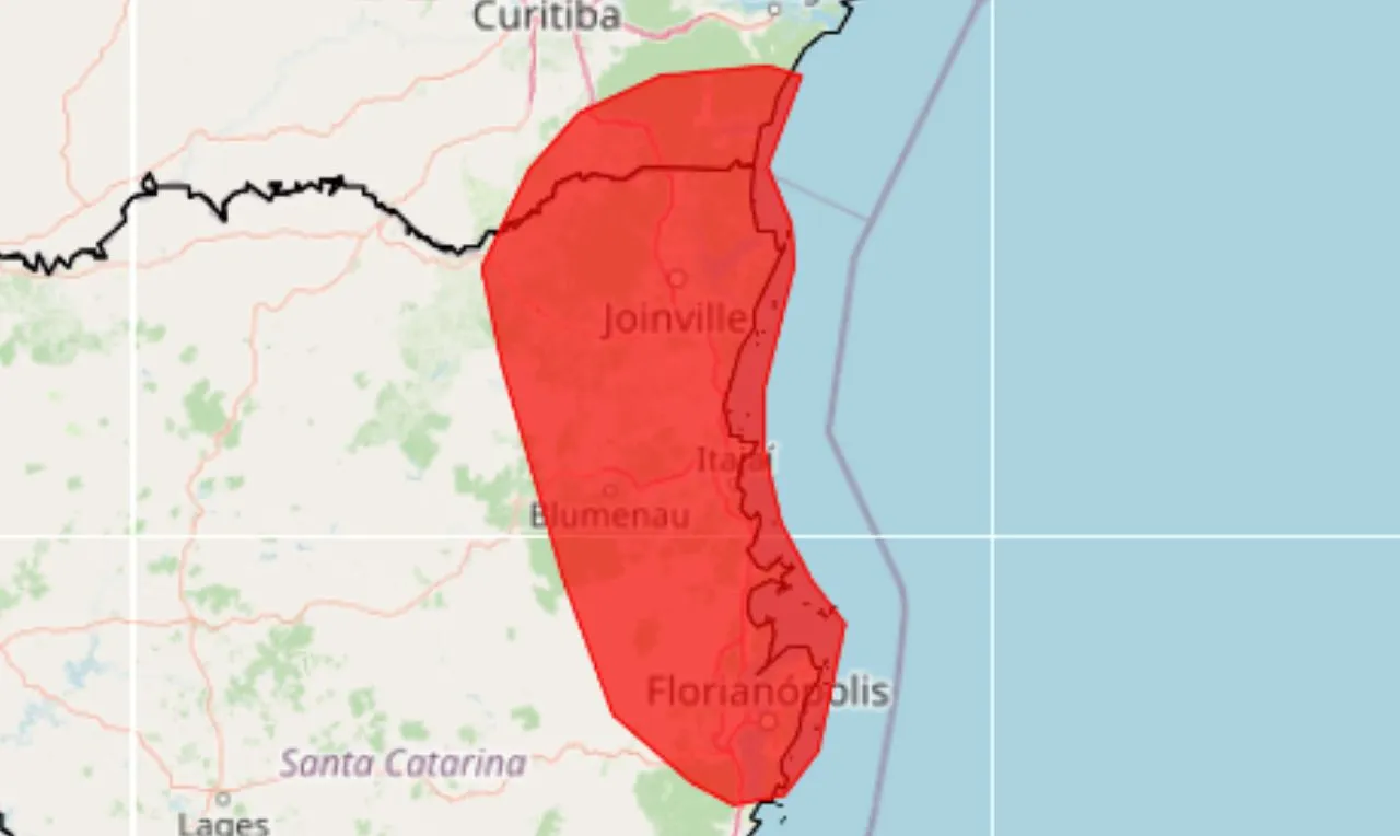 o mapa mostra &agrave;s &aacute;reas em alerta para chuva intensa